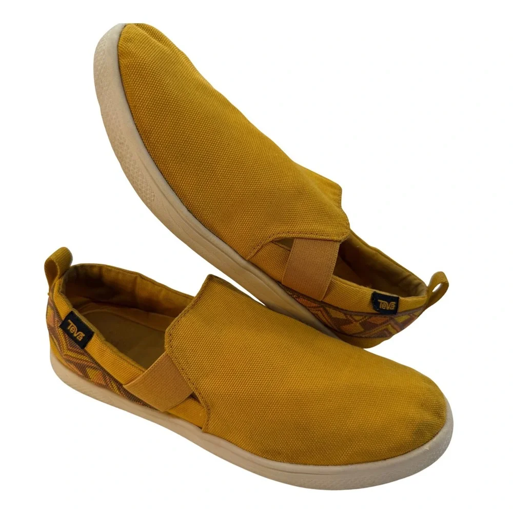 Teva Ember Moc Shoes Womens 9 Yellow Canvas Slip On Outdoor Camping Gorpcore